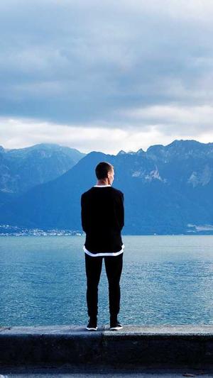 万篇长征-黑料不打烊截图1